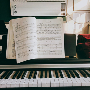 日本一二三区免费更新
